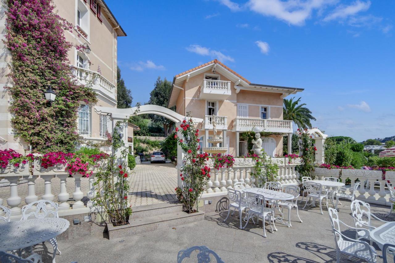 Le Chateau De Mei Lese La Croix-Valmer Esterno foto